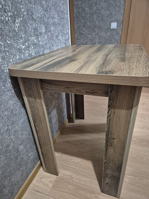 Продам стол.корзина для свадьбы