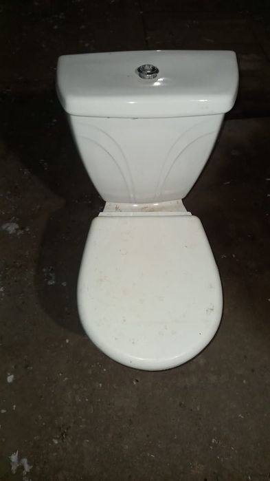Продам унитаз бу