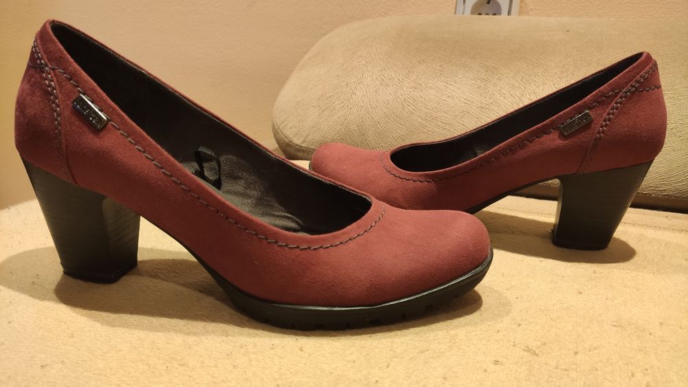 Дамски Обувки нови