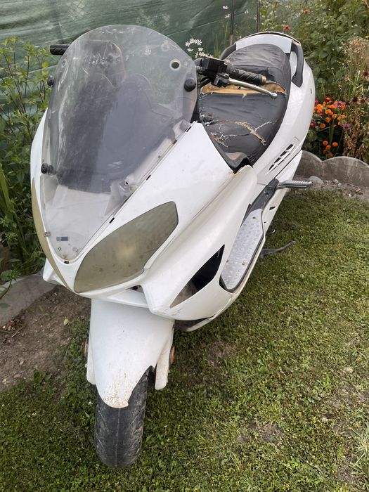 scuter de 250 cc acte de franta