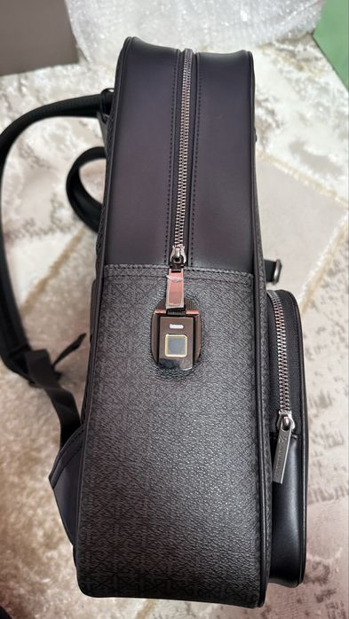 EMPIRE рюкзак новая.