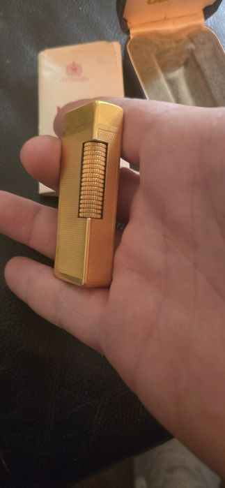 Dunhill Rollagas gold