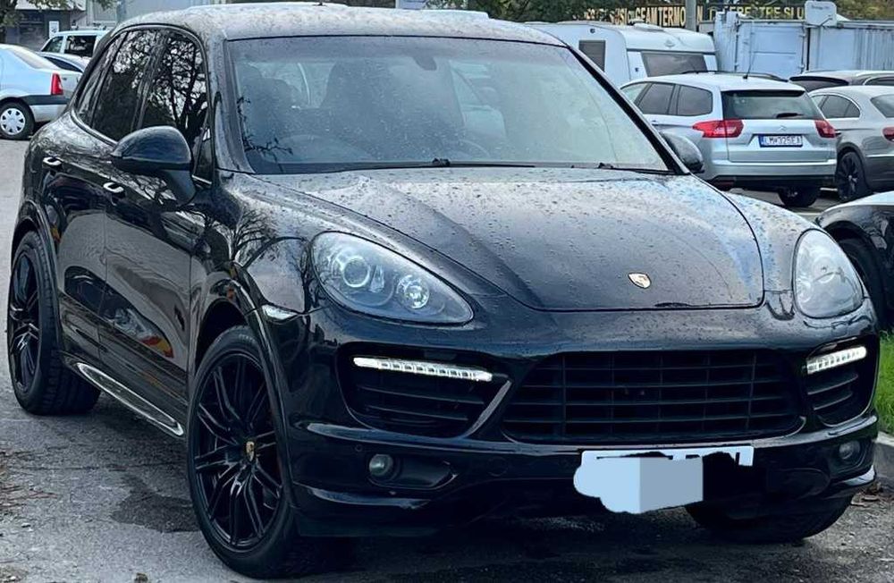 Dezmembram Porsche Cayenne 92A 4.8 GTS benzina 309 kw, 420 cp An 2015