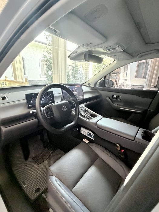 Продаётся Leapmotor C16, elektro FULL 3 poz, 630km, probeg 4000,2025yi