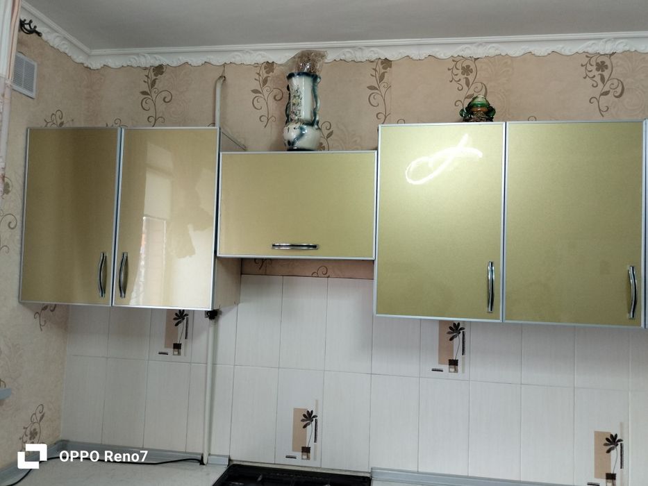 Кухонные гарнитуры с мойкой, смесителем, сифон,