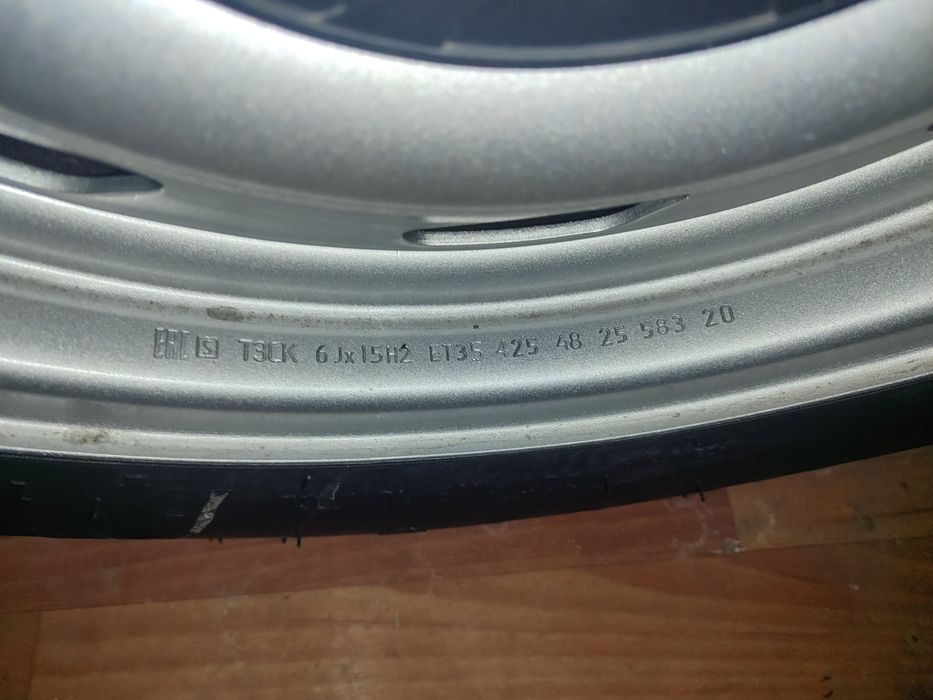 Колеса всборе ваз  R15  Новые Зима.