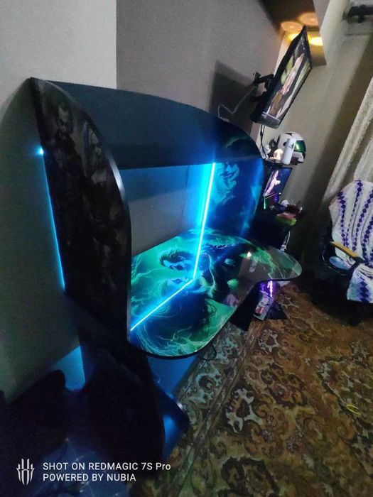 компьютерный стол