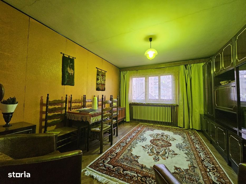 Apartament 4 camere, etaj 2 cu garaj zona Mihai Viteazu
