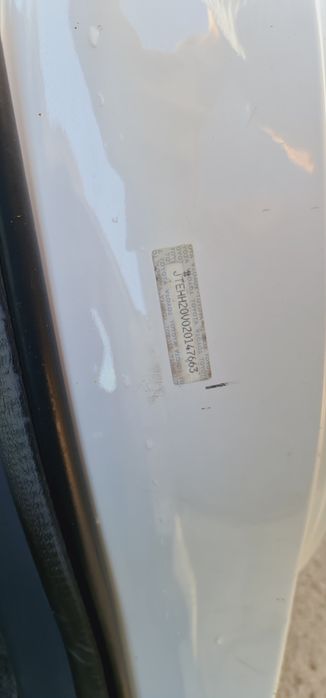 Продам машину Rav4