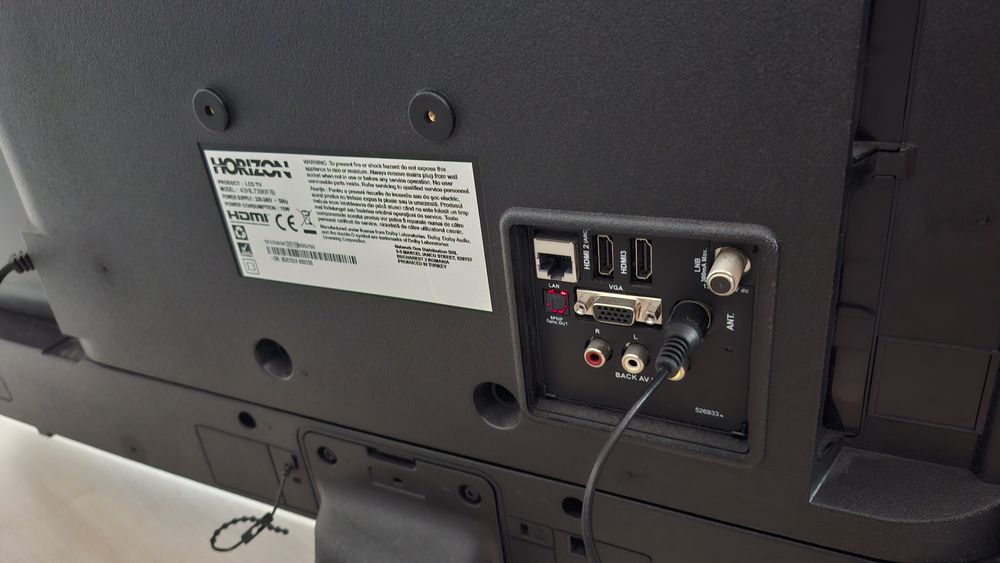 Телевизор Horizon 43