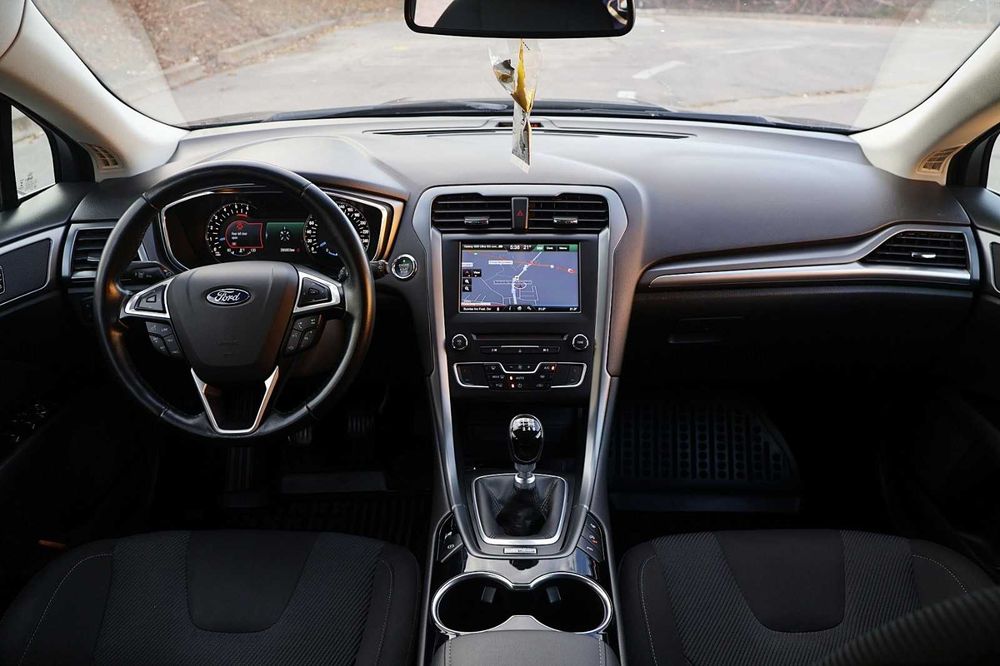 Ford mondeo mk5 an 2015