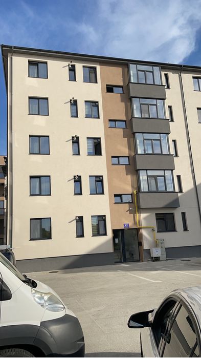 Inchiriez Garsoniera, proprietar, bloc Nou,loc de parcare propriu, cart NORD, et 1