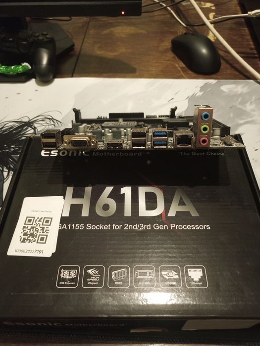Материнская плата H61DA