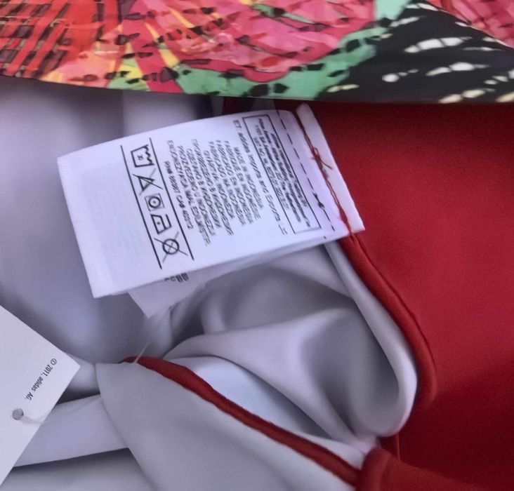 Adidas оригинален дамски клин нов Л размер