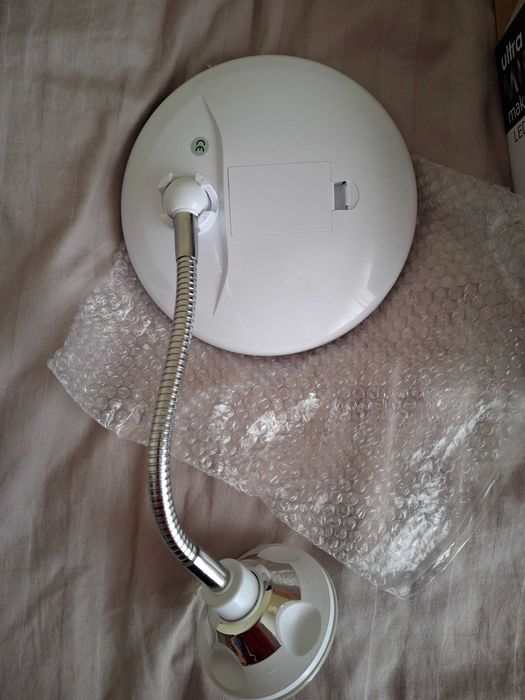 Кръгло огледало X10 с LED лампа и чупещо рамо