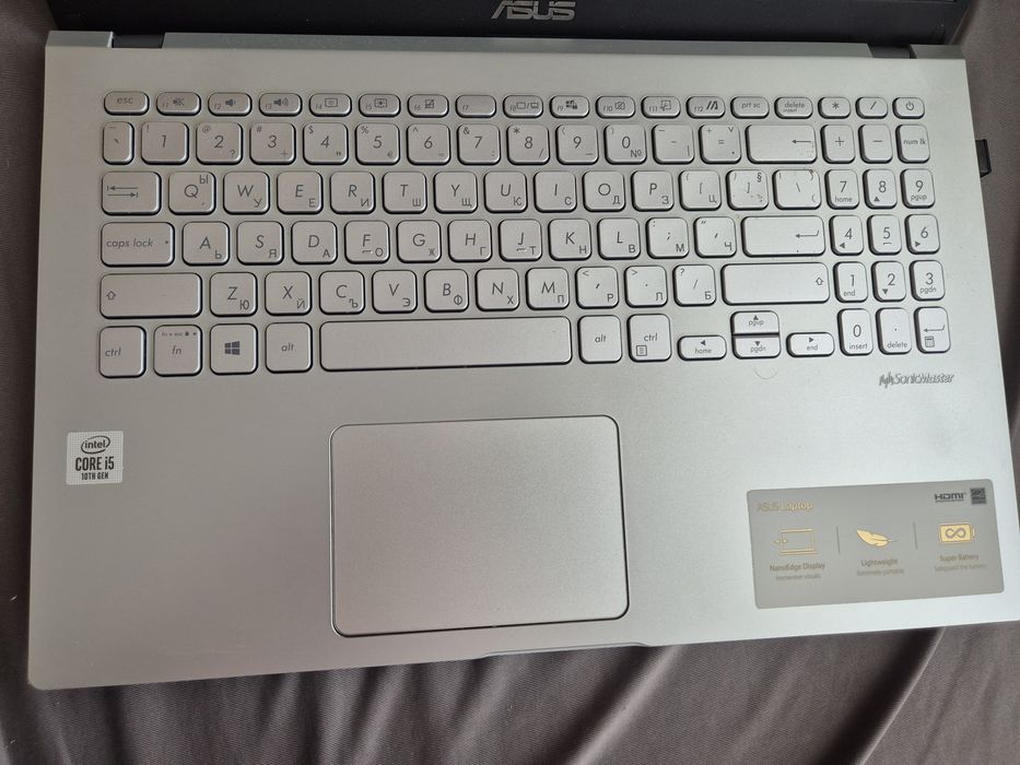 Лаптоп Asus Vivobook