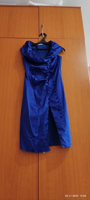 Продам женское платье