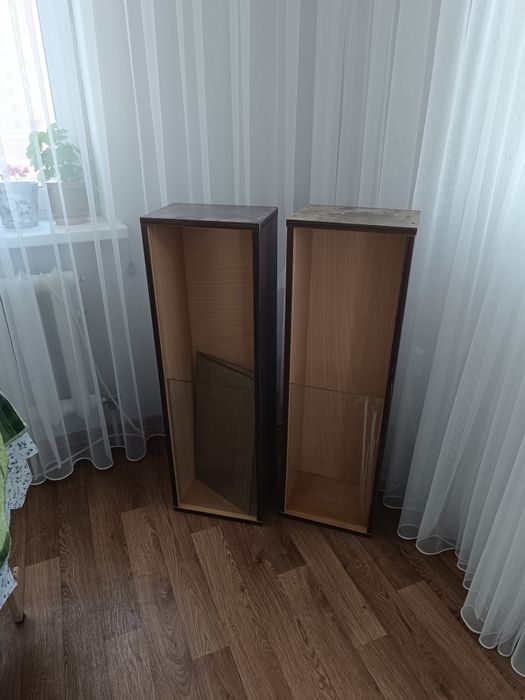 Продам книжные полки.