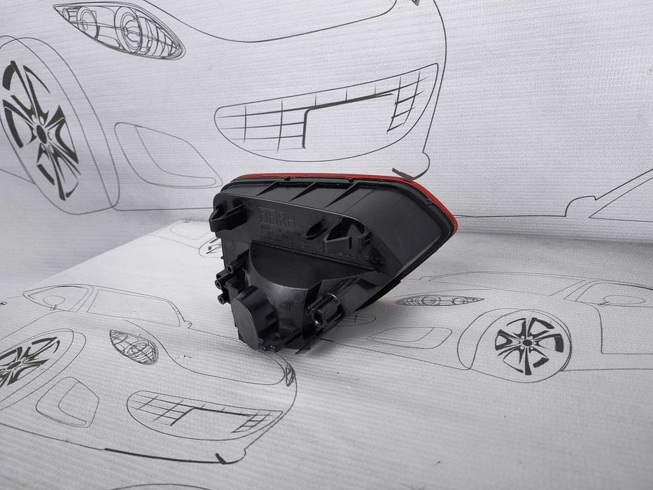 Lampa Ceata Spate Dreapta Subaru Outback 2016 / 2014-2019 Cod OEM 84913AL150 (4B2)