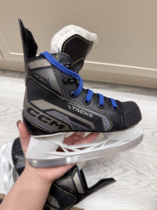 Коньки CCM, Size 12