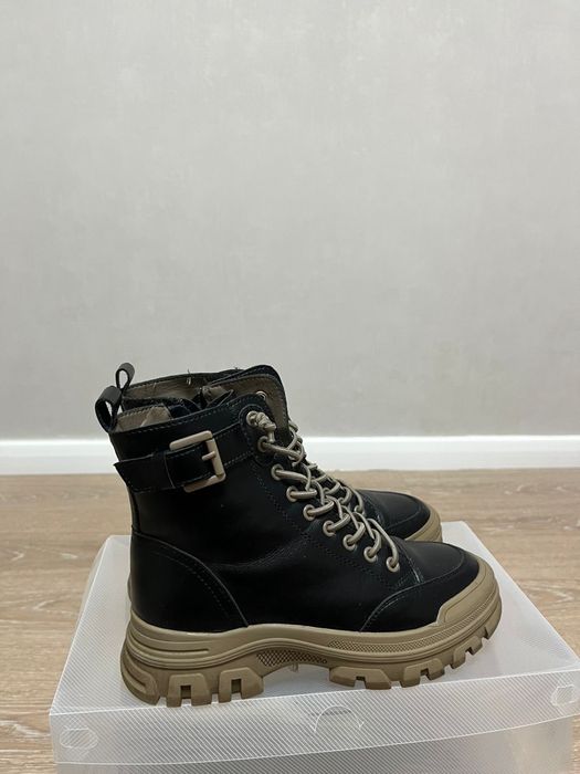 Продам обувь кожанную