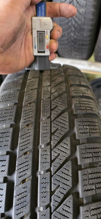 Гуми 2бр 175/65/15 - 1бр  - 59лв