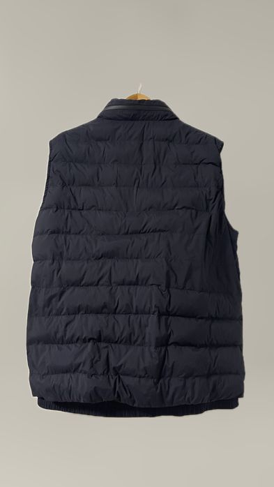 Продам жилетку Massimo Dutti