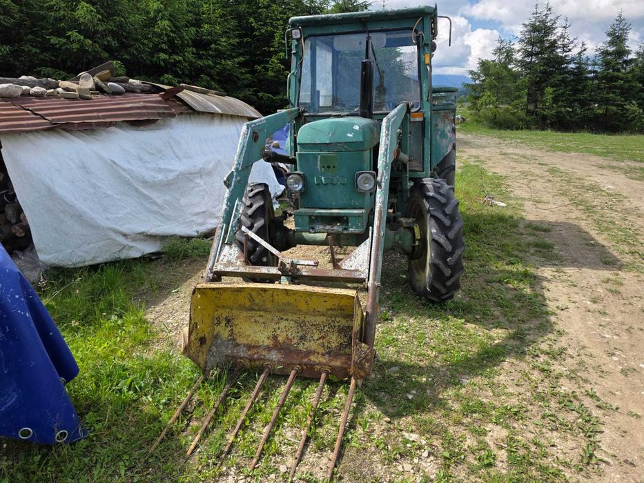 John Deere 2030 AS 4x4 cu troliu