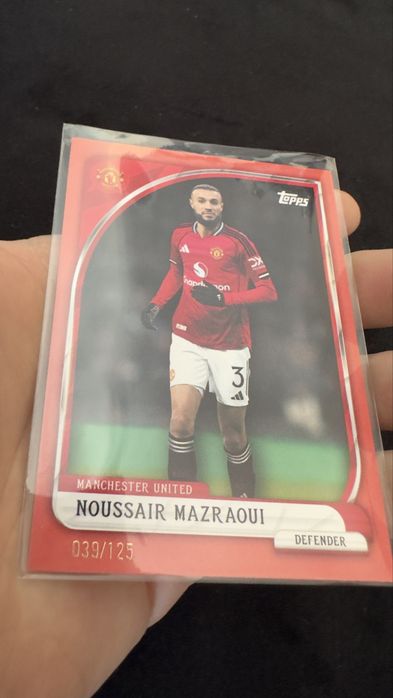 Lot Manchester United 12 Carduri , 1 numerotat , 1 gold vault etc