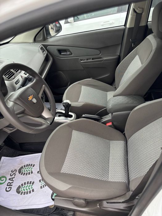 Chevrolet Cobalt 2025 — 6