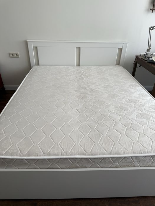 Продам кровать  икеа