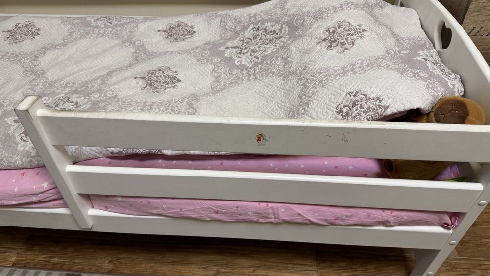 Детская белая кровать