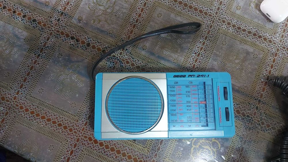 Продаётся магнитофон