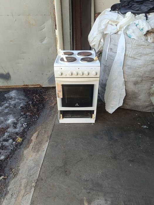 Продам кухонную плиту