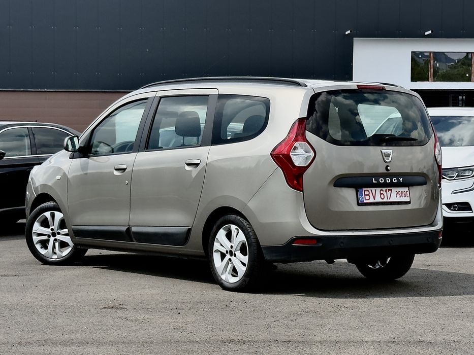 Dacia lodgy 1.2 tce laureate  / rate
