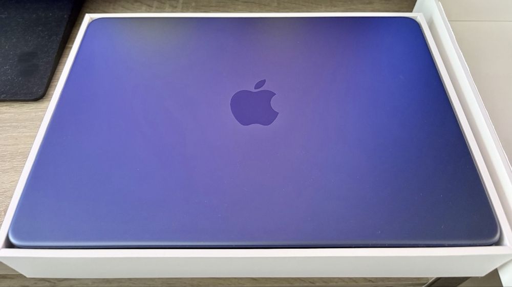 НОВ MacBook Neo 13” Indigo 256GB 24м. ГАРАНЦИЯ