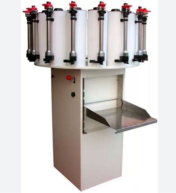 Колеровочный аппарат