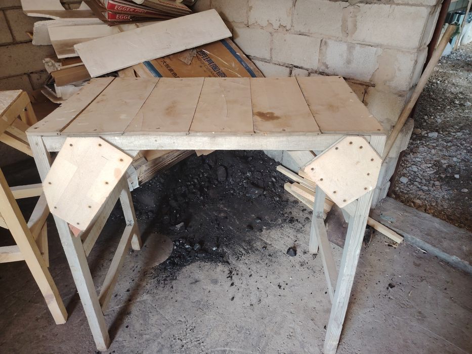 Леса казиол стол бар