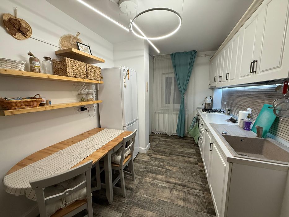 Apartament cu 2 camere In Bacău de închiriat
