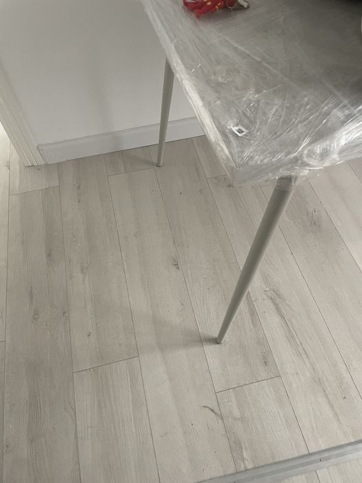 Срочно продам новый стол Талгар