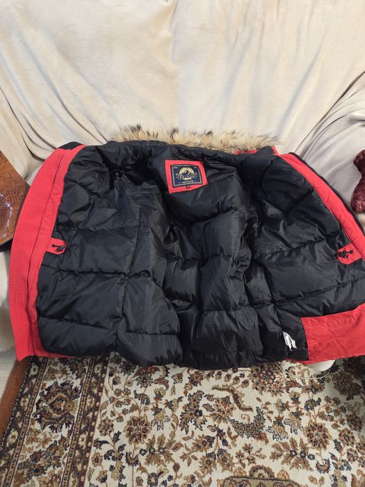 Продам пуховик мужской.