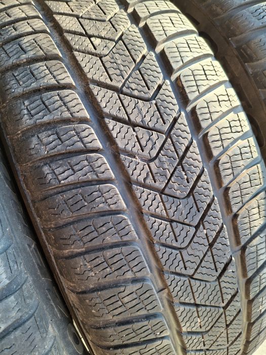 4 Anvelopele de iarnă 245 50 r19 Pirelli