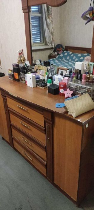 Продаётся спальный гарнитур б/у