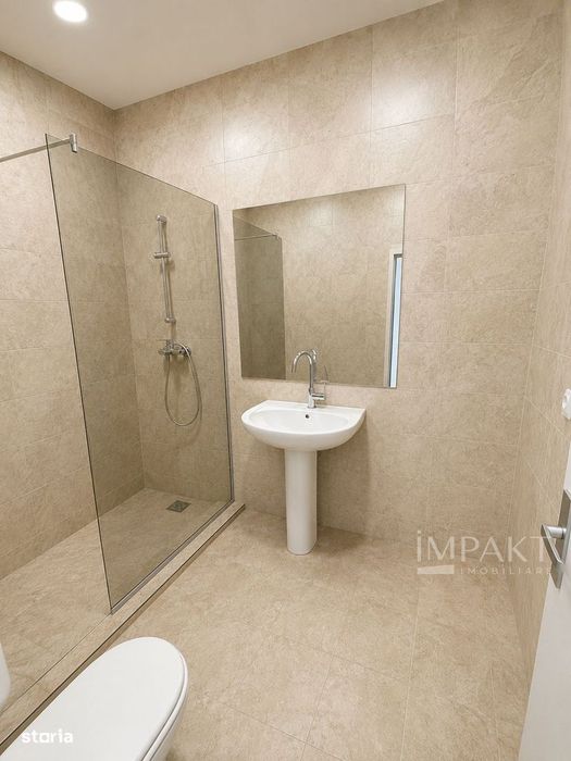 De vânzare spatiu comercial - Iris