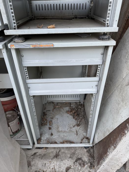 Серверный шкаф/электрощит 12 U