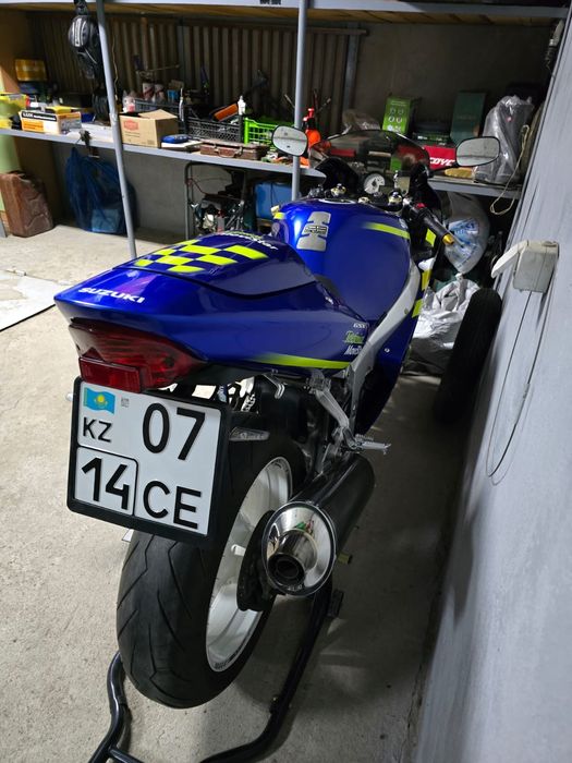 Продам мотоцикл Suzuki gsx r К2