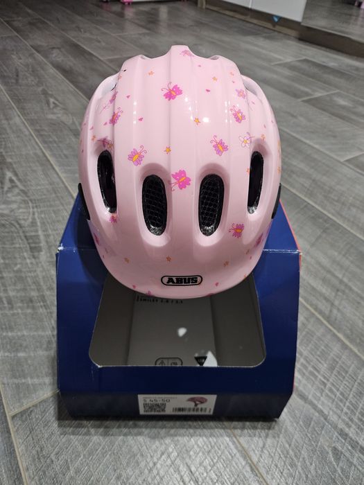 Abus нова каска размер 45-50 за момиче