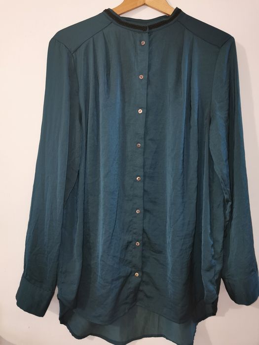 Тъмно зелена риза HM