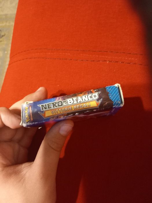 Cărți Pokemon anul 2012