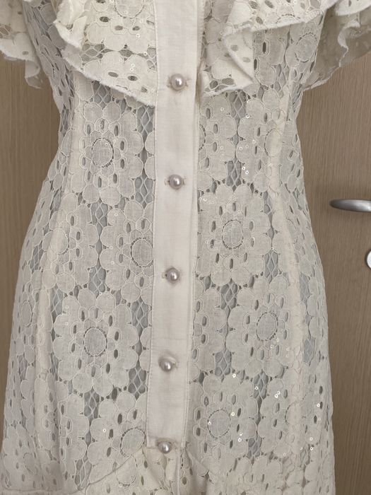 Rochie de seara din dantela alba